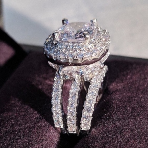 NEW ENGAGEMENT 925 STERLING SILVER DIAMOND RING, BEAUTIFUL RING, SHINY RING - Picture 4 of 7